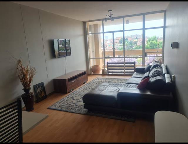 2 BEDROOM PROPERTY TO RENT IN PARKTOWN